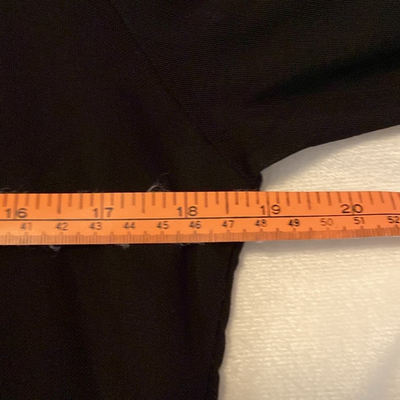 🖤 RED CORAL Top - Picture 2 of 3